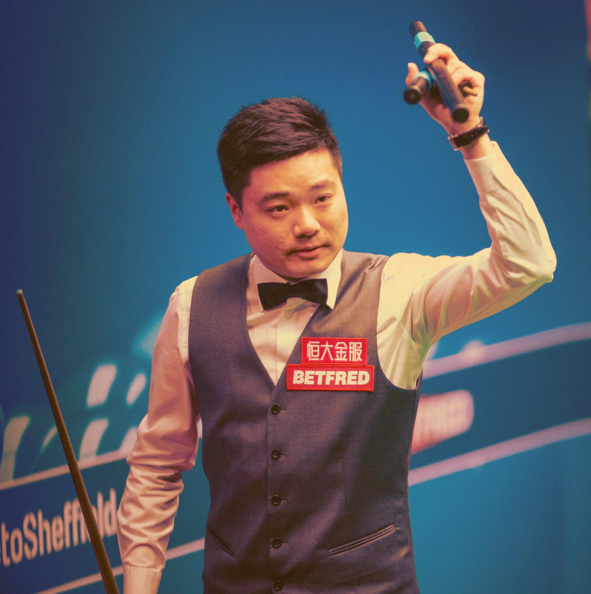 比赛中射门 比赛中射门